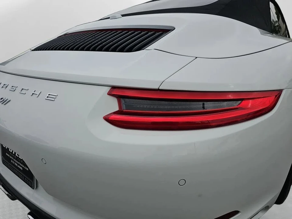 2017 Porsche 991 Carrera - Image 18 of 31