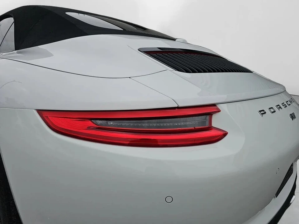 2017 Porsche 991 Carrera - Image 16 of 31