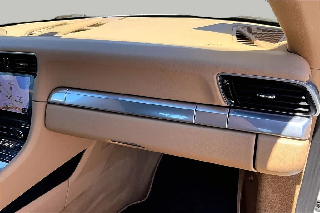 2017 Porsche 991 Carrera - Image 16 of 31