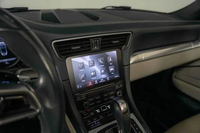 2017 Porsche 991 Carrera - Image 21 of 31