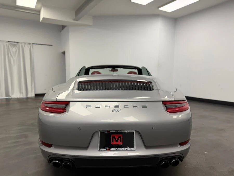 2017 Porsche 991 Carrera - Image 14 of 31