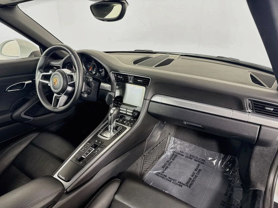 2017 Porsche 991 Carrera - Image 27 of 30
