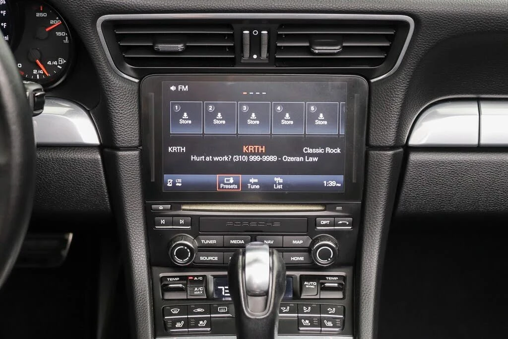 2017 Porsche 991 Carrera - Image 24 of 31