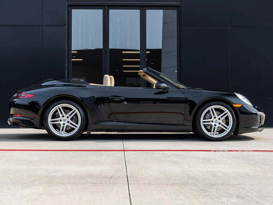 2017 Porsche 991 Carrera - Image 13 of 31