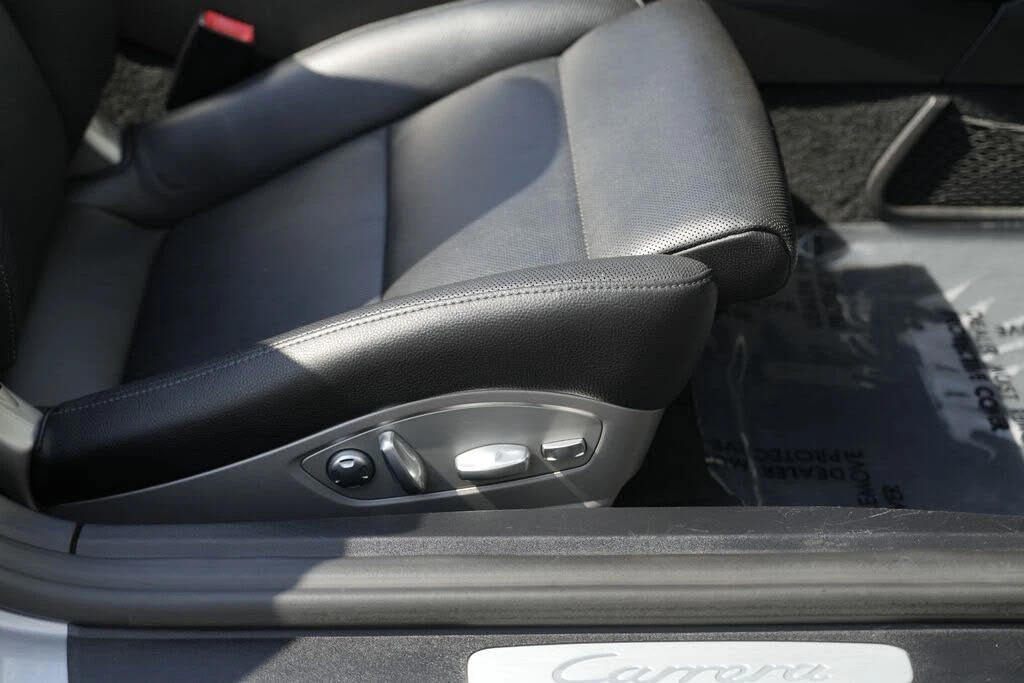 2017 Porsche 991 Carrera - Image 29 of 31