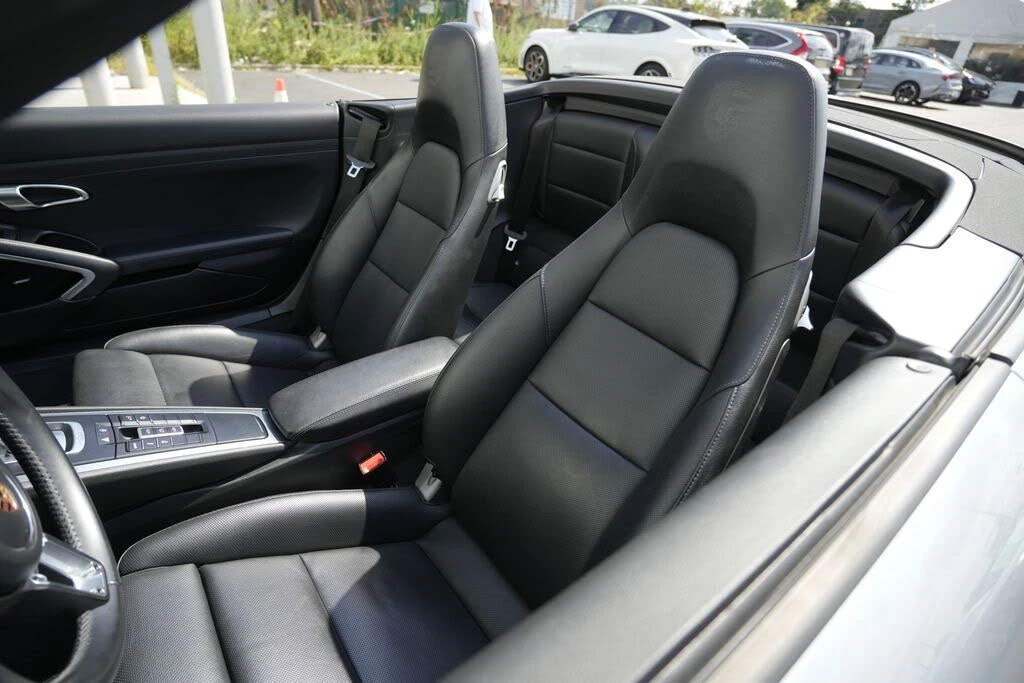 2017 Porsche 991 Carrera - Image 26 of 31