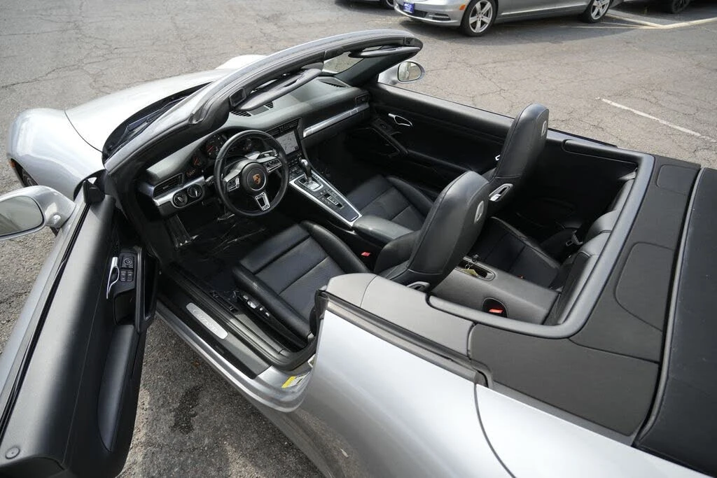 2017 Porsche 991 Carrera - Image 19 of 31