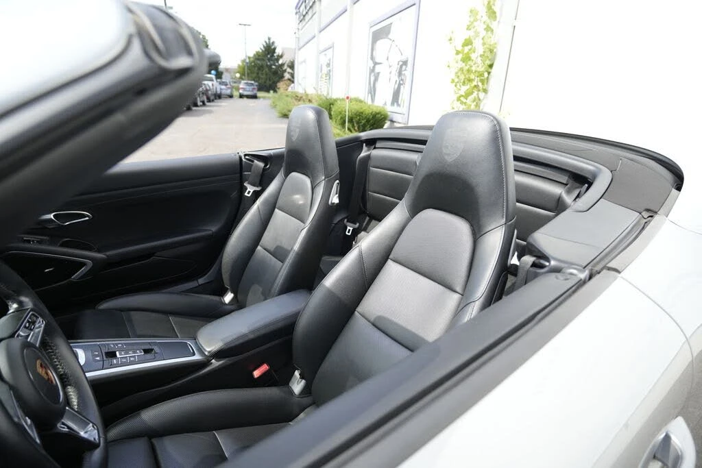 2017 Porsche 991 Carrera - Image 18 of 31