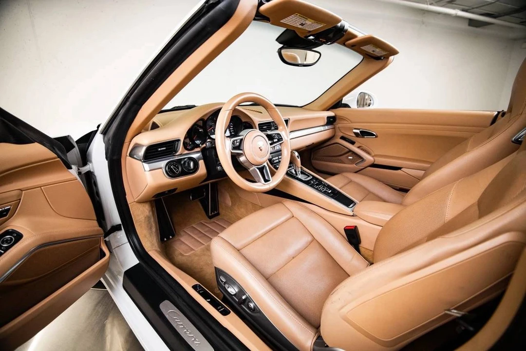 2017 Porsche 991 Carrera - Image 4 of 5