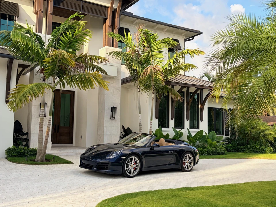 2017 Porsche 991 Carrera - Image 2 of 31