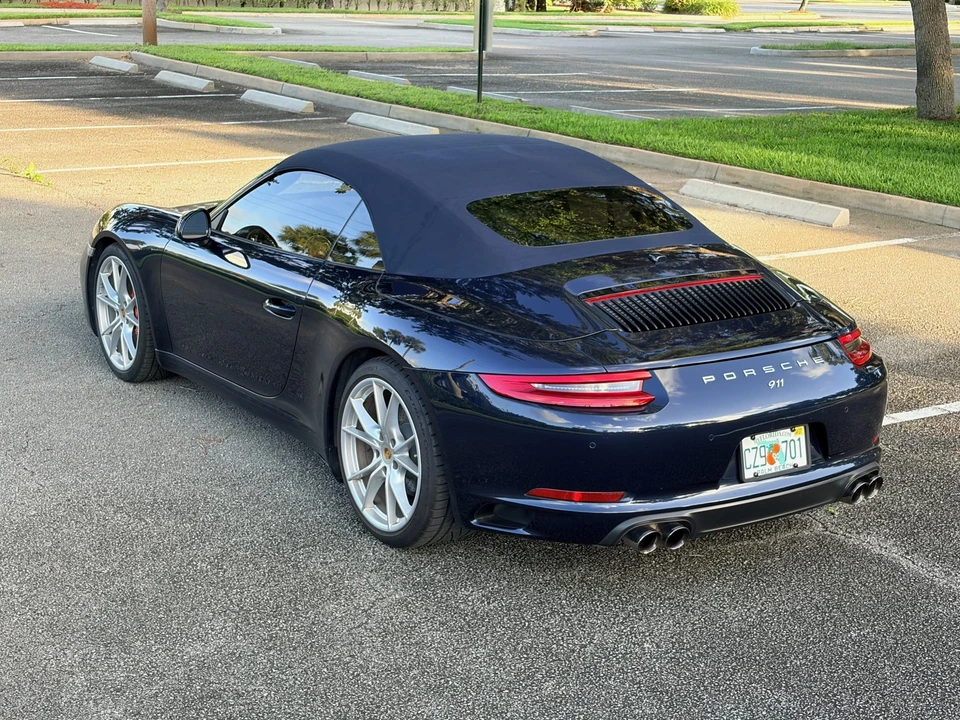2017 Porsche 991 Carrera - Image 29 of 31