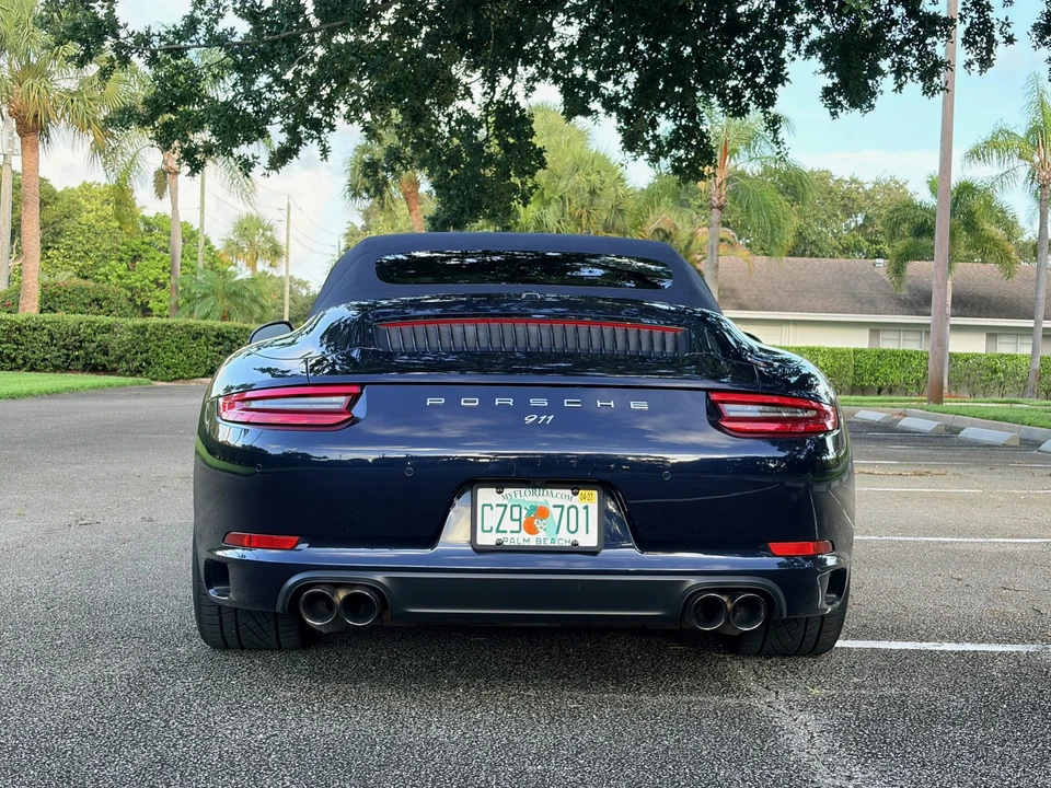 2017 Porsche 991 Carrera - Image 24 of 31