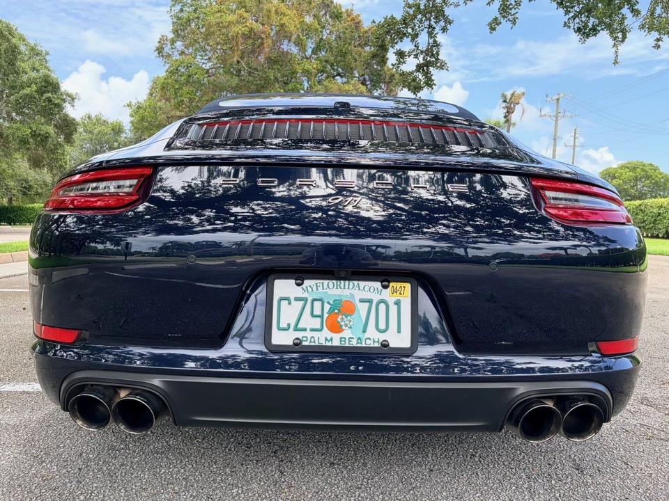 2017 Porsche 991 Carrera - Image 26 of 31
