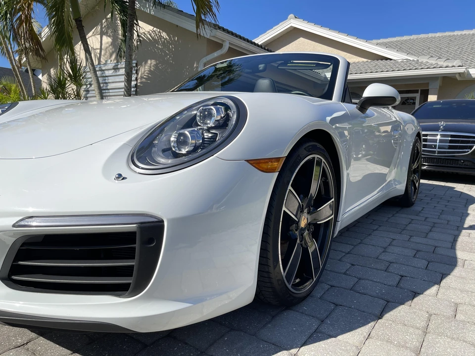 2017 Porsche 991 Carrera - Image 25 of 31