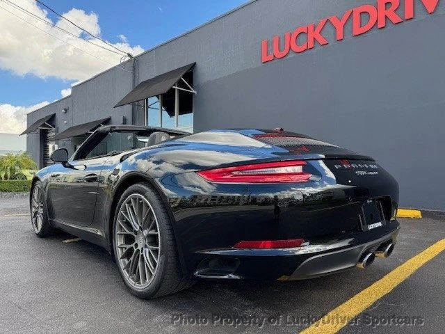 2017 Porsche 991 Carrera - Image 5 of 12