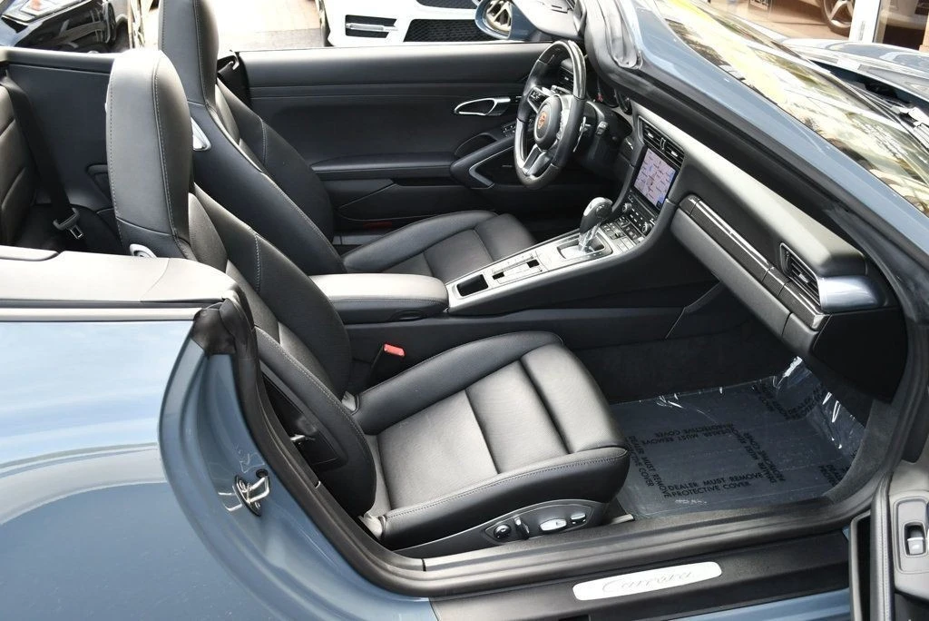 2017 Porsche 991 Carrera - Image 18 of 31