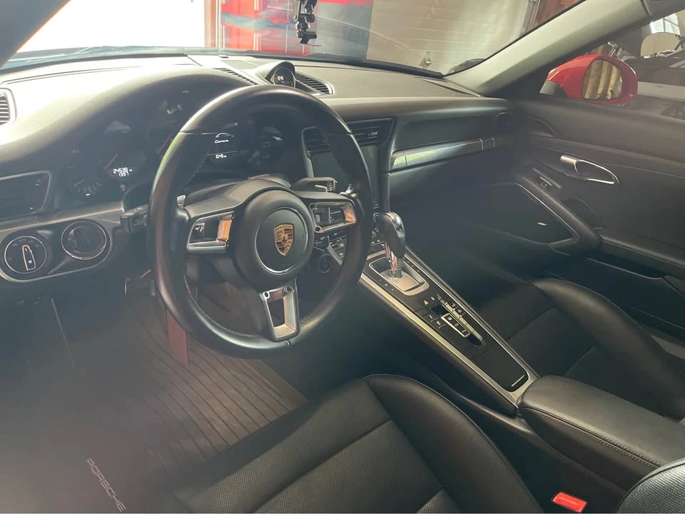 2017 Porsche 991 Carrera - Image 8 of 10