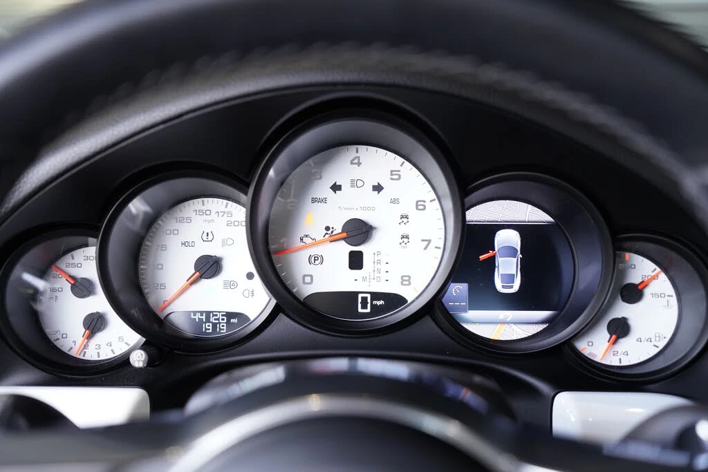 2017 Porsche 991 Carrera - Image 19 of 29