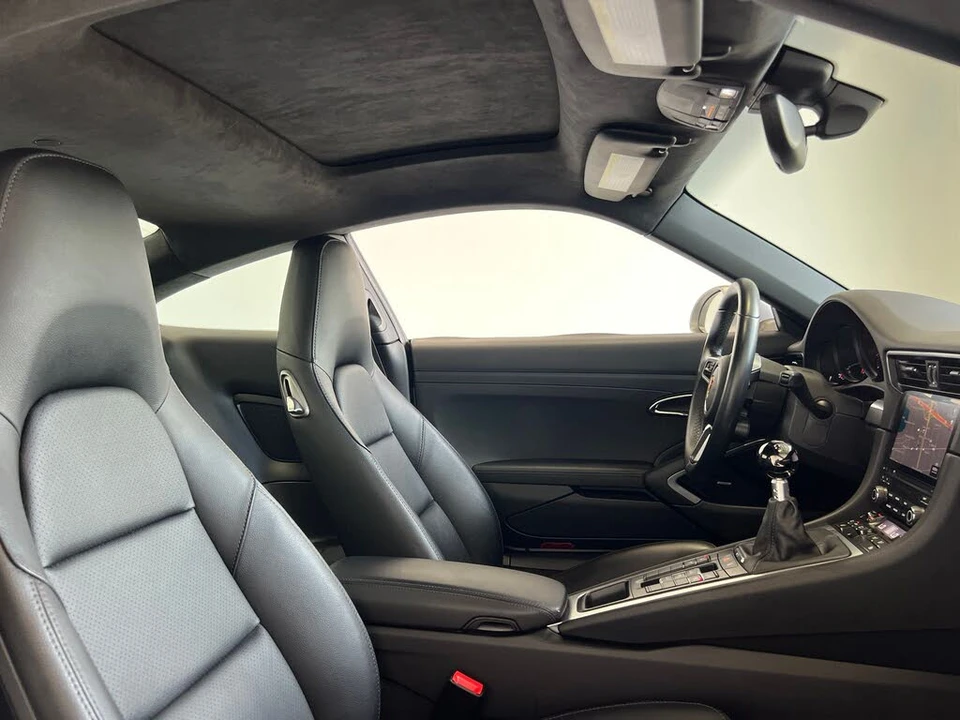 2017 Porsche 991 Carrera - Image 19 of 31