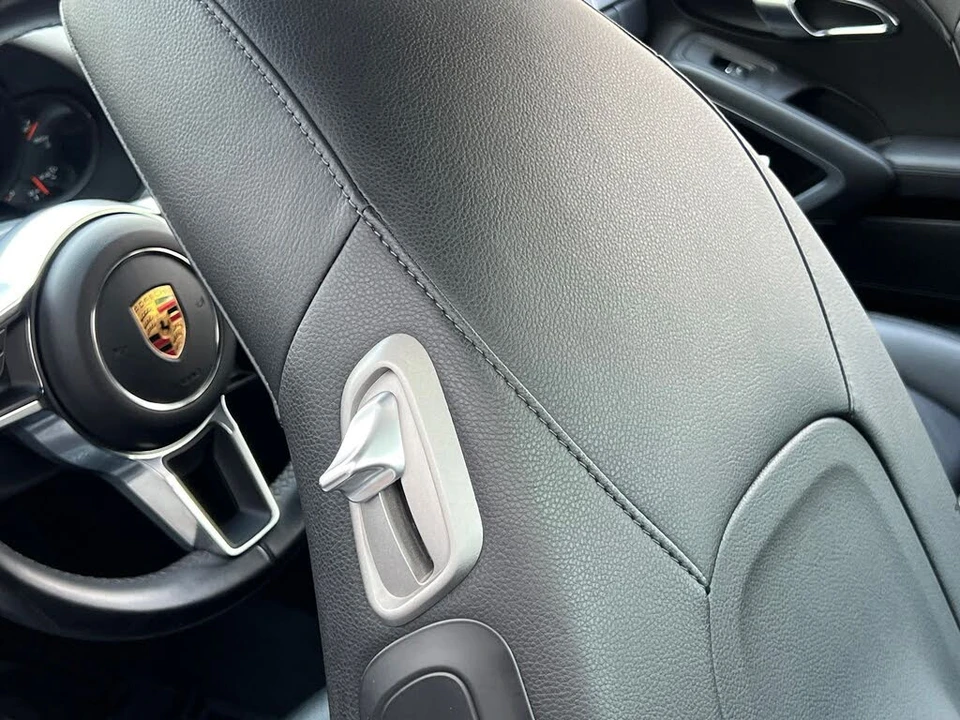 2017 Porsche 991 Carrera - Image 31 of 31