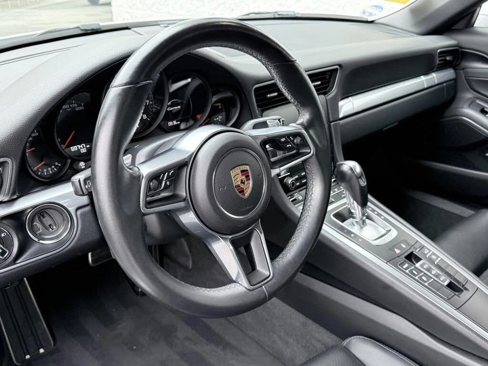 2017 Porsche 991 Carrera - Image 16 of 31