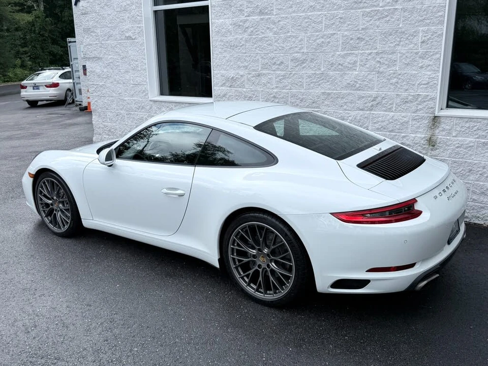 2017 Porsche 991 Carrera - Image 9 of 31
