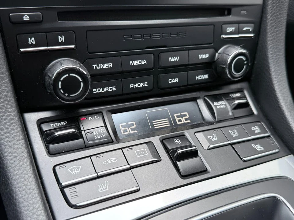 2017 Porsche 991 Carrera - Image 20 of 31