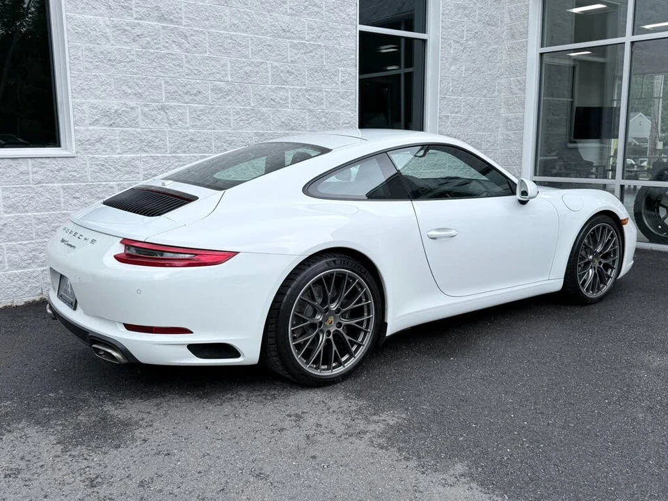 2017 Porsche 991 Carrera - Image 31 of 31