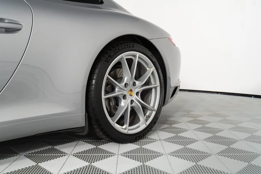 2017 Porsche 991 Carrera - Image 20 of 31