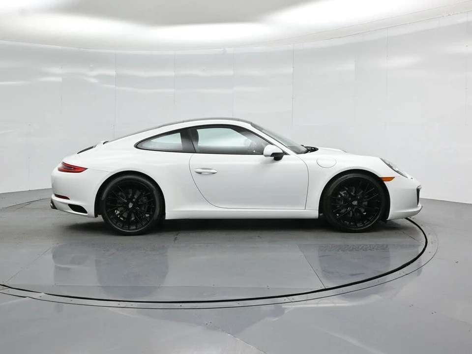 2017 Porsche 991 Carrera - Image 22 of 31