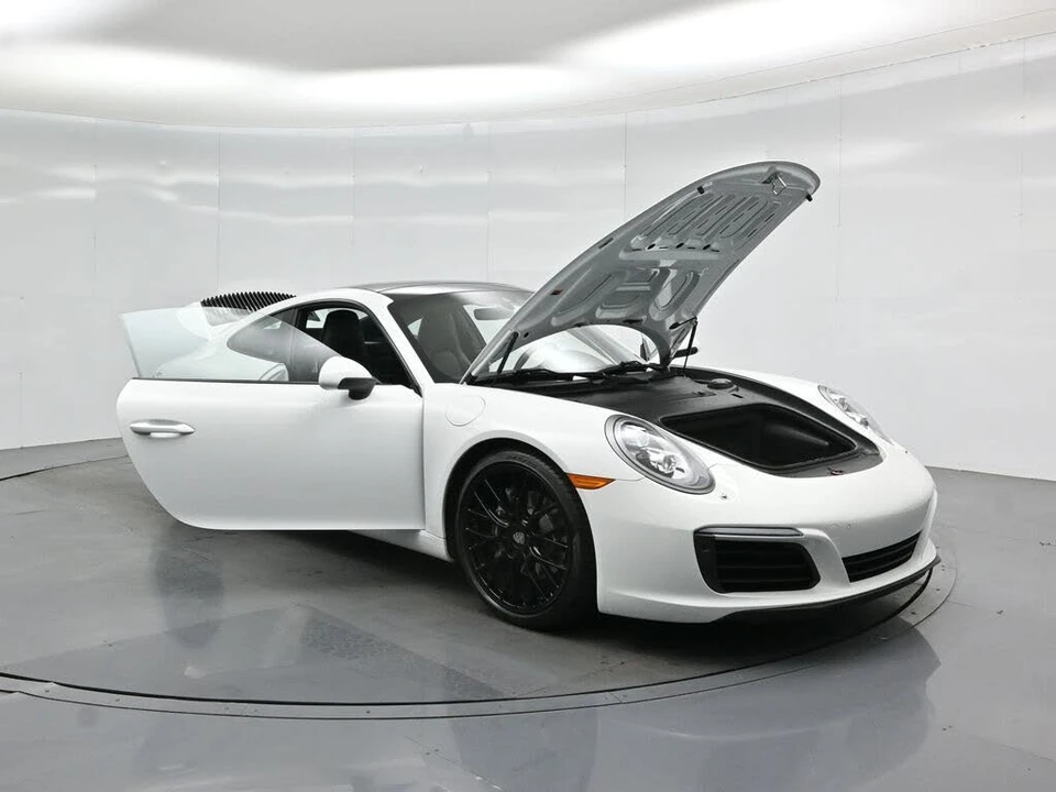 2017 Porsche 991 Carrera - Image 28 of 31