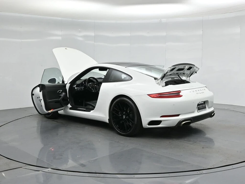 2017 Porsche 991 Carrera - Image 30 of 31