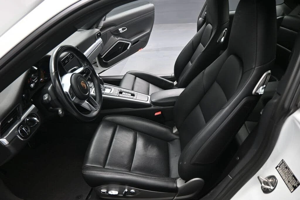 2017 Porsche 991 Carrera - Image 8 of 31