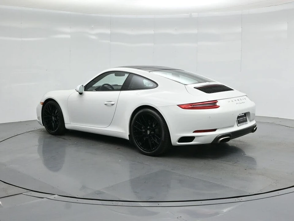 2017 Porsche 991 Carrera - Image 5 of 31