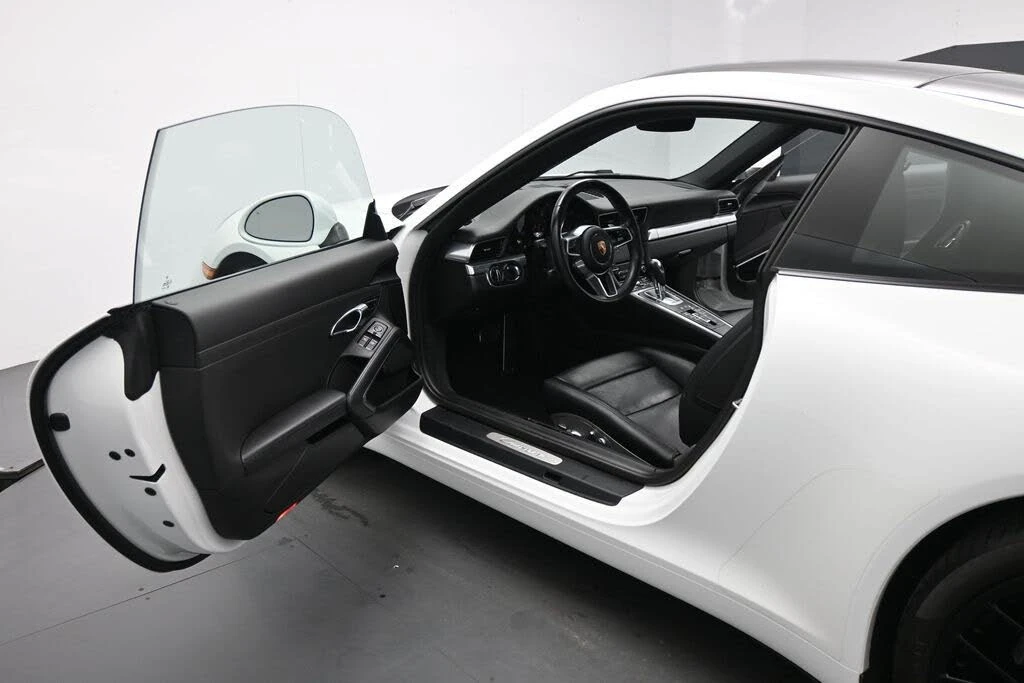 2017 Porsche 991 Carrera - Image 7 of 31
