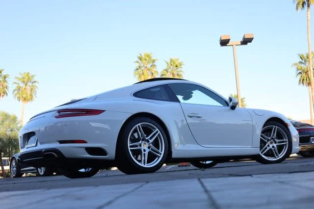 2017 Porsche 991 Carrera - Image 19 of 31