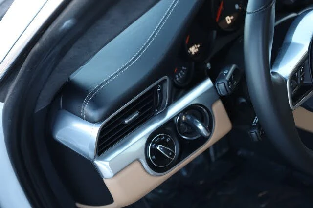 2017 Porsche 991 Carrera - Image 27 of 31