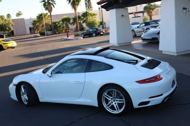 2017 Porsche 991 Carrera - Image 16 of 31
