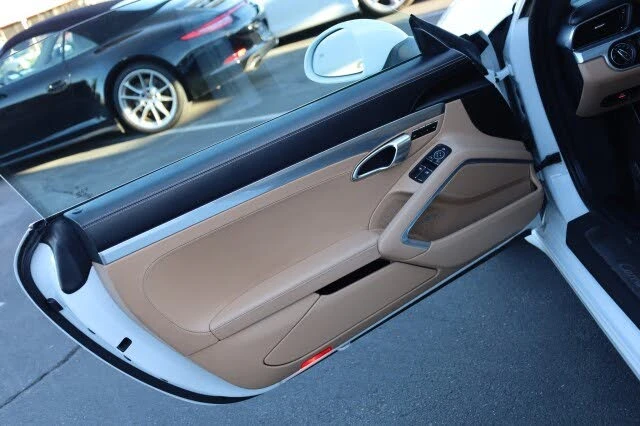 2017 Porsche 991 Carrera - Image 22 of 31