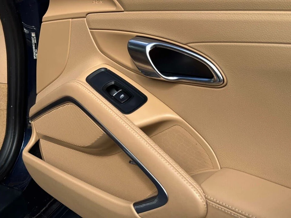 2017 Porsche 991 Carrera - Image 24 of 31
