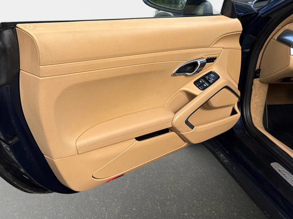 2017 Porsche 991 Carrera - Image 29 of 31