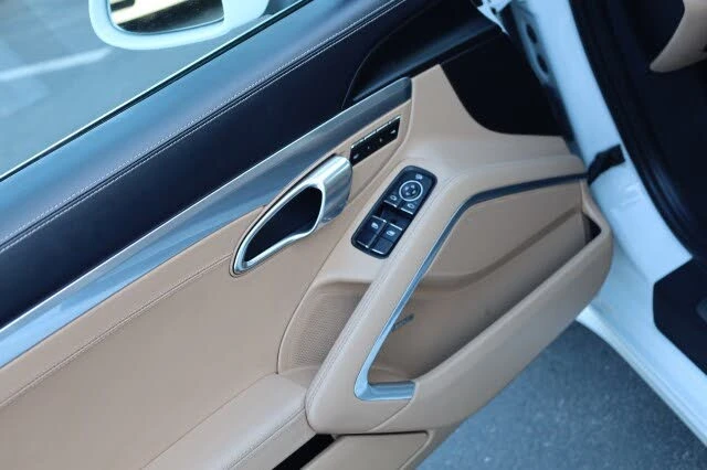2017 Porsche 991 Carrera - Image 23 of 31