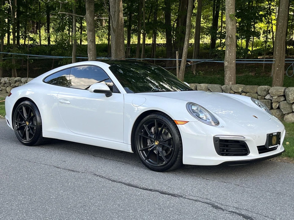 2017 Porsche 991 Carrera - Image 26 of 31