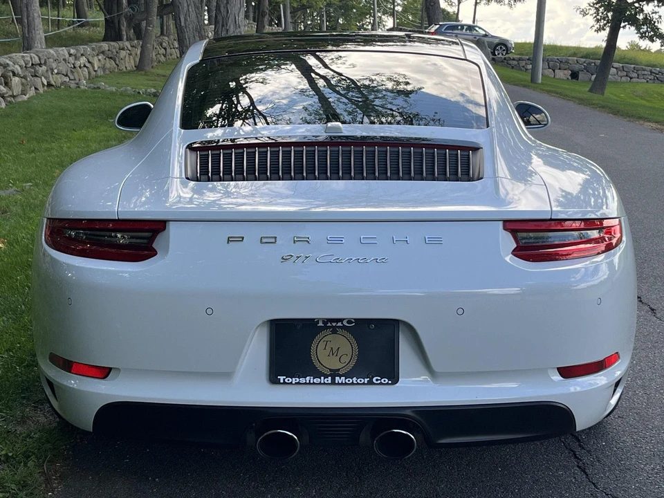 2017 Porsche 991 Carrera - Image 29 of 31