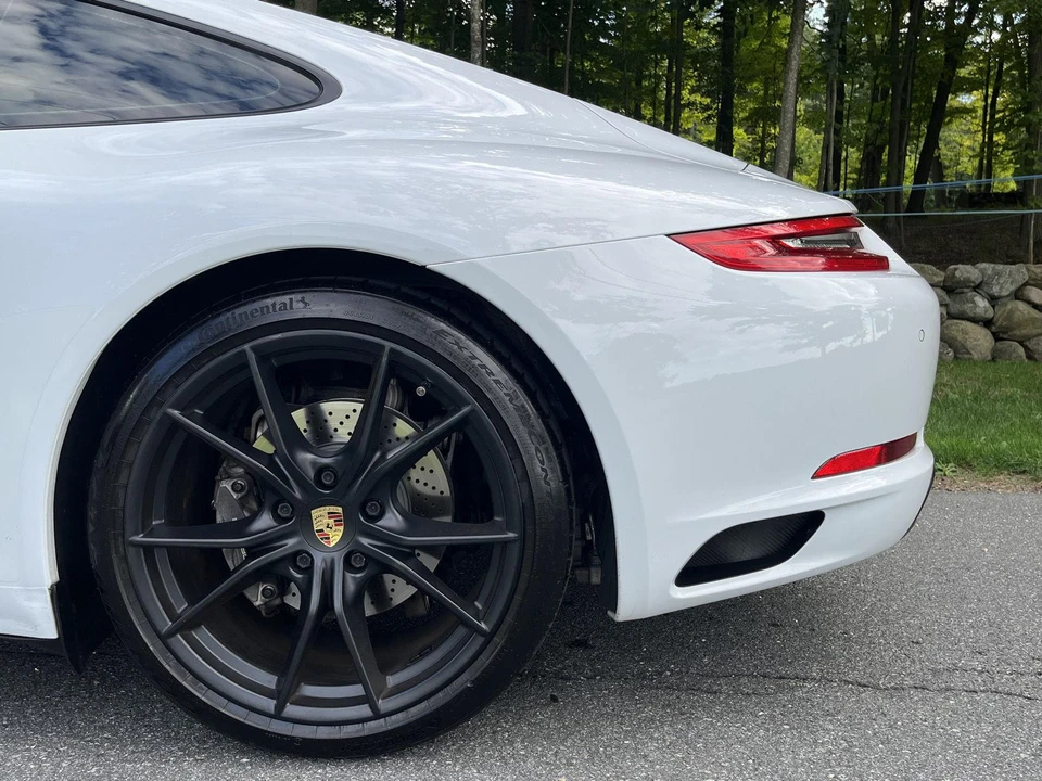 2017 Porsche 991 Carrera - Image 28 of 31