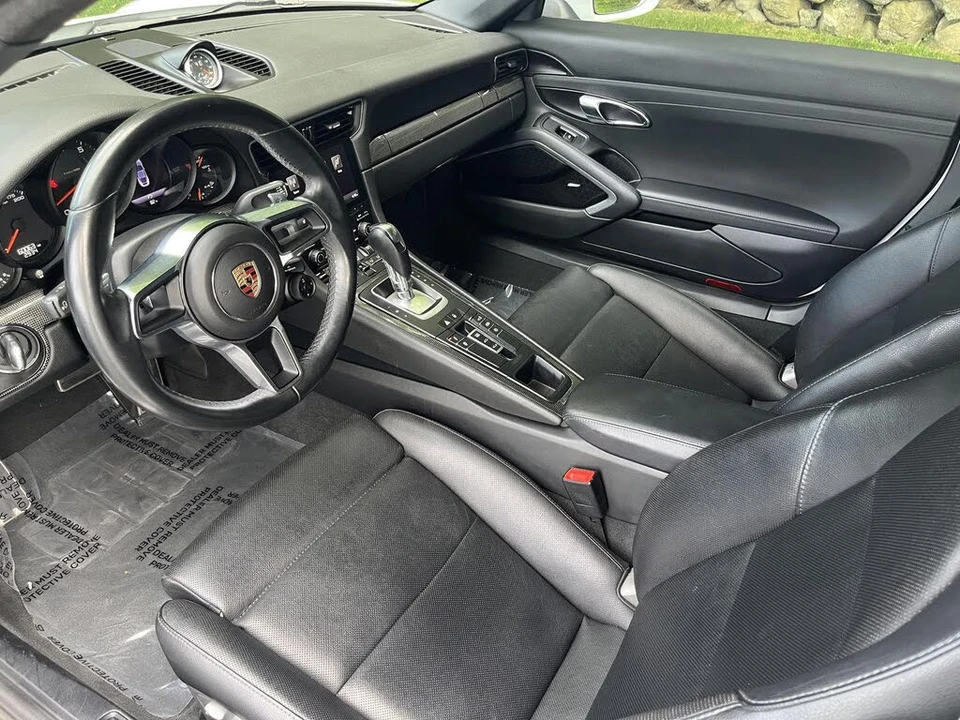 2017 Porsche 991 Carrera - Image 24 of 31