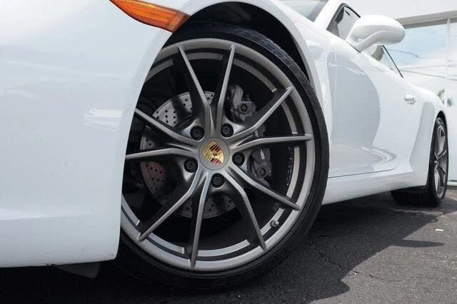 2017 Porsche 991 Carrera - Image 28 of 31