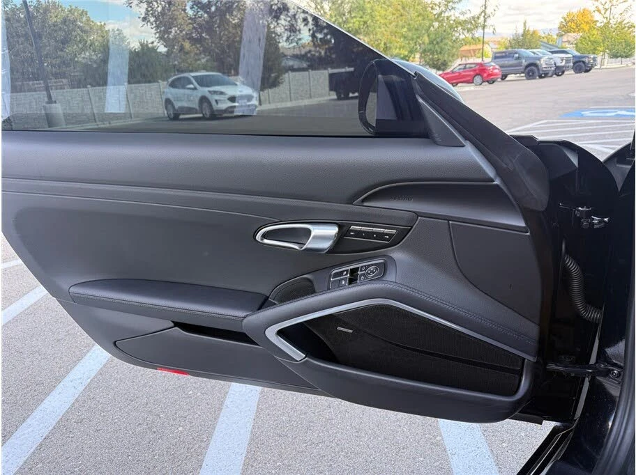 2017 Porsche 991 Carrera - Image 28 of 31
