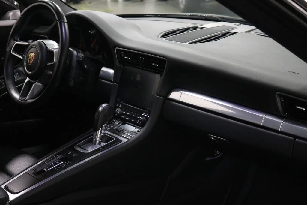 2017 Porsche 991 Carrera - Image 28 of 31