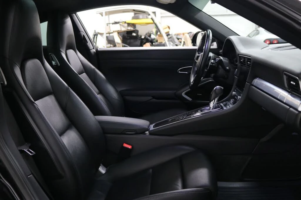 2017 Porsche 991 Carrera - Image 30 of 31